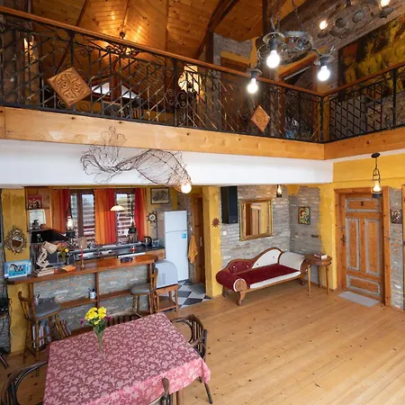 Casa De Artes * Baltschik